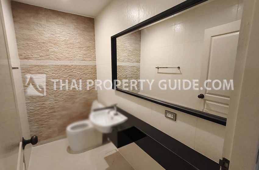 House with Shared Pool in Nichada Thani 